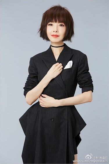 十年了鲁豫终于舍得换发型了