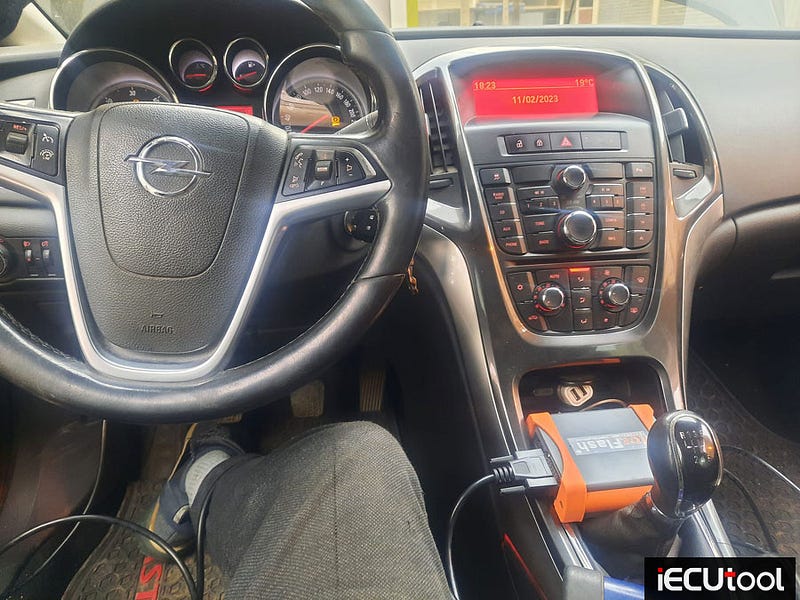 How FoxFlash reads and writes Opel ACDELCO E87