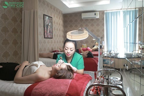 Điêu khắc chân mày ở đâu đẹp?