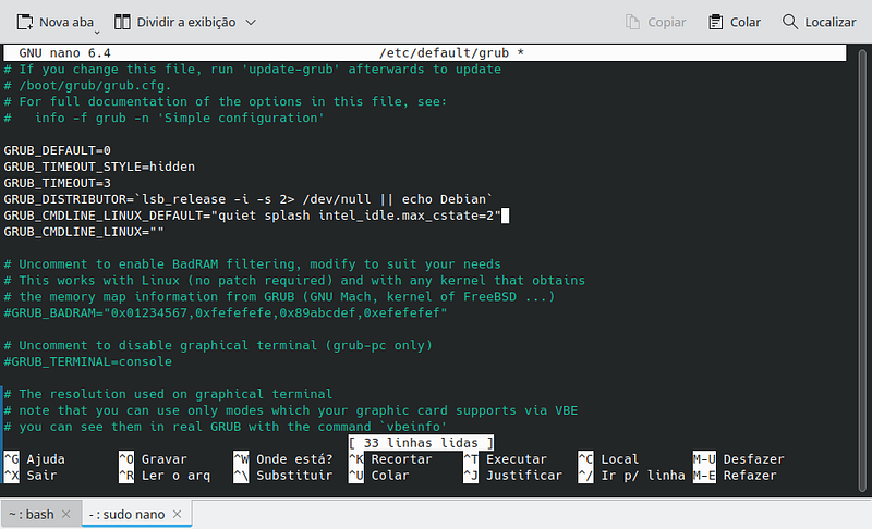 nano com o arquivo grub aberto