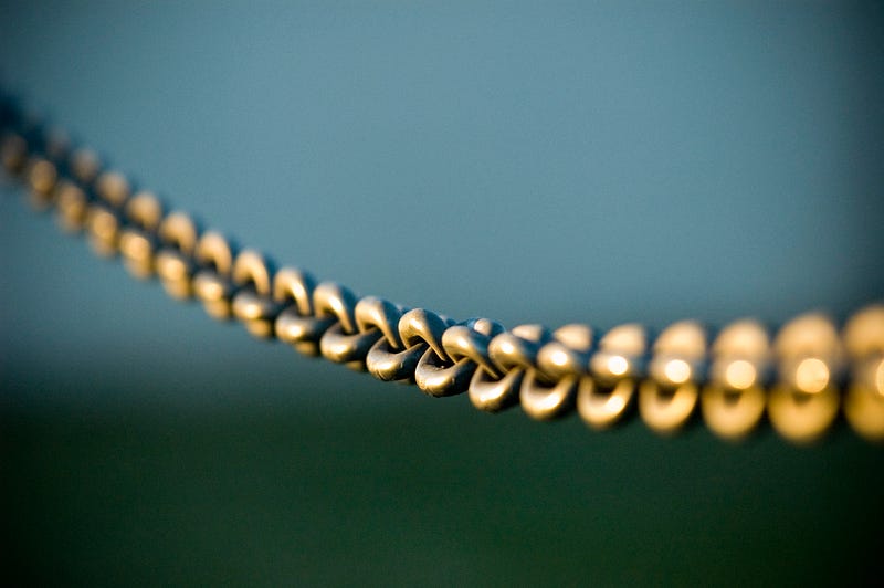 image of a chain to symbolize a blockchain
