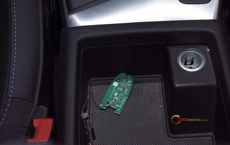 Audi A4L Key Programmed by VVDI MLB Tool and VVDI2