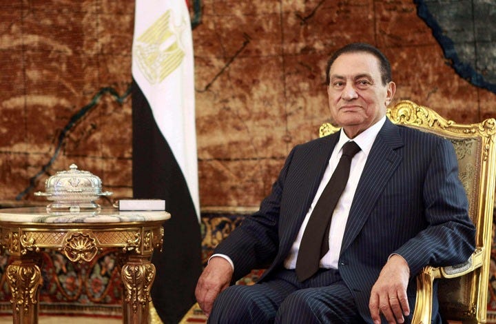 ما هي الكلمة التي غيرها مبارك في خطابه الأخير (فيديو)
