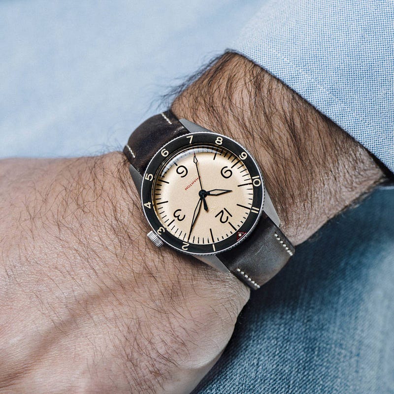 Phantom_Wrist_1_Cropped_Square__50480.1445187808.1280.1280