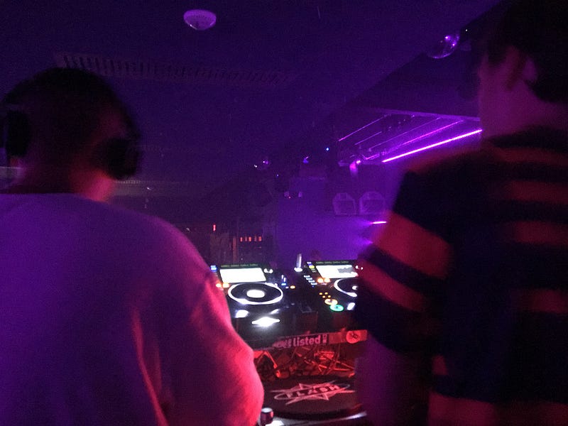 Dansman B2B Throe @ Flash