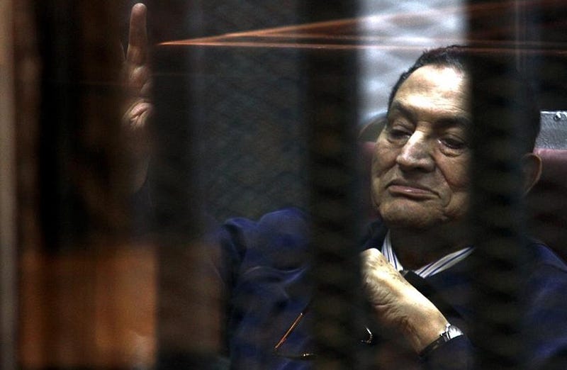 القضاء السويسري يستأنف ملاحقة مبارك بشأن الأرصدة المالية