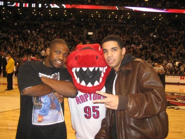 drake-interview-2006-wrg-DrakeandFcourtside