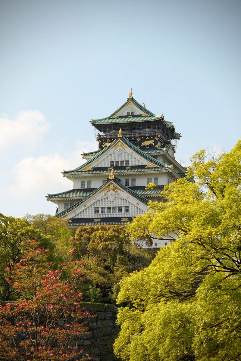 Osaka Castle that helped in the creation of the Edo Five Routes