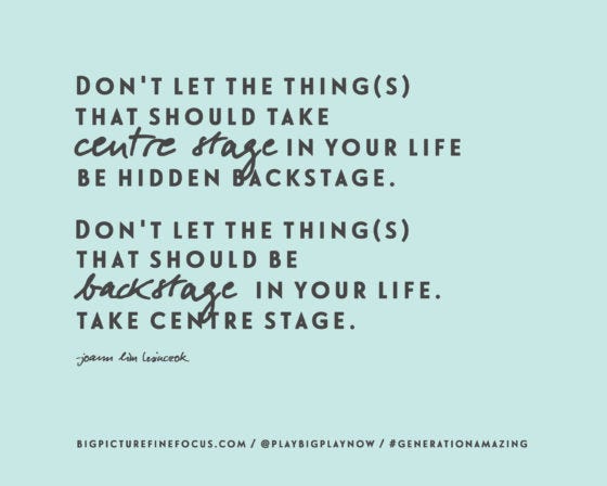 Centre-stage-focus