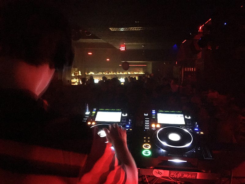 Dansman B2B Thore @ Flash