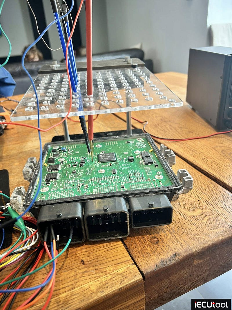 Foxflash Read and Write Ford SID807EVO ECU in Boot