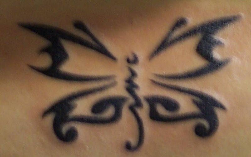 1089 Schmetterling Tattoo