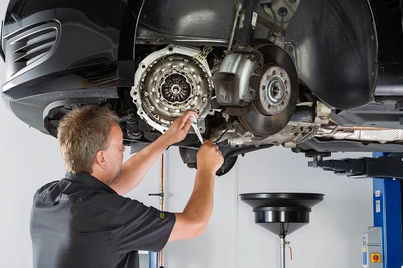 https://www.smautoservice.co.uk/clutch-repair-replacement-trowbridge-uk/