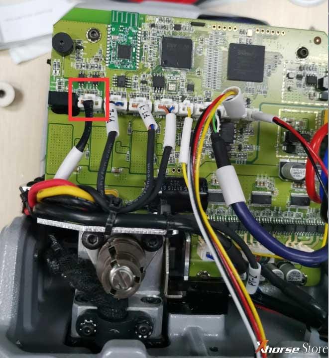 Xhorse DolphinXP005プローブカッターの導電率を確認する