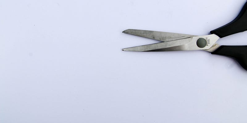 Linux: how to split a big compressed file into smaller files
