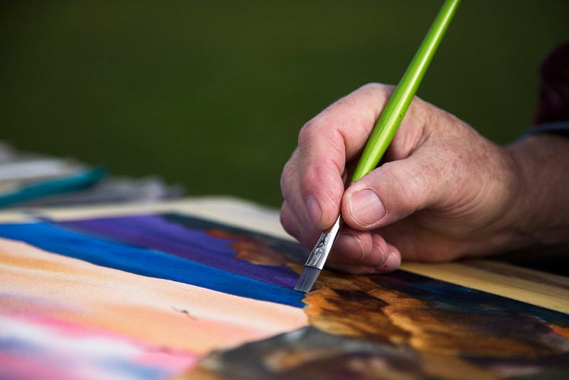 Michael Heath painting a horizon