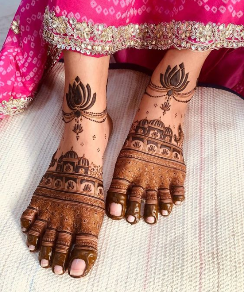 otus Mehndi Design for Feet -shaadidukaan