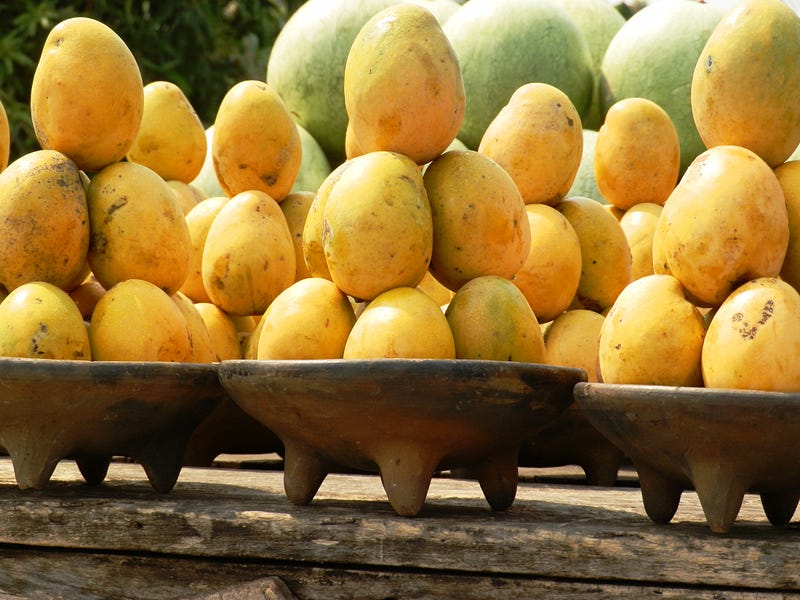 8 Tasty Fruits and Their Health Benefits