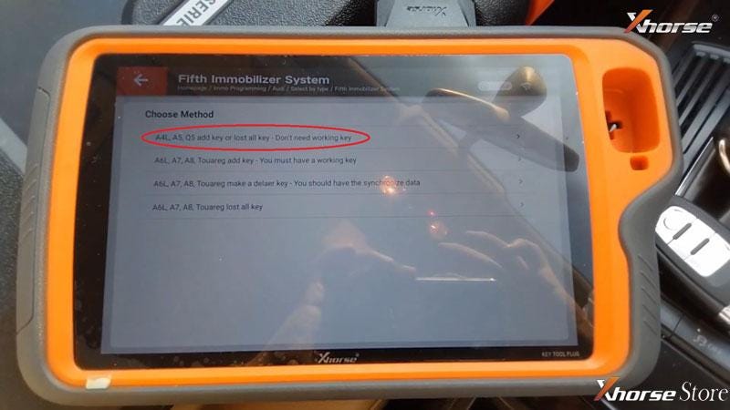 Xhorse VVDI Key Tool Plus AKL programming for Audi A4 2013