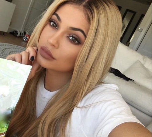  Những lần đổi màu tóc “chóng mặt” của hotgirl Hollywood