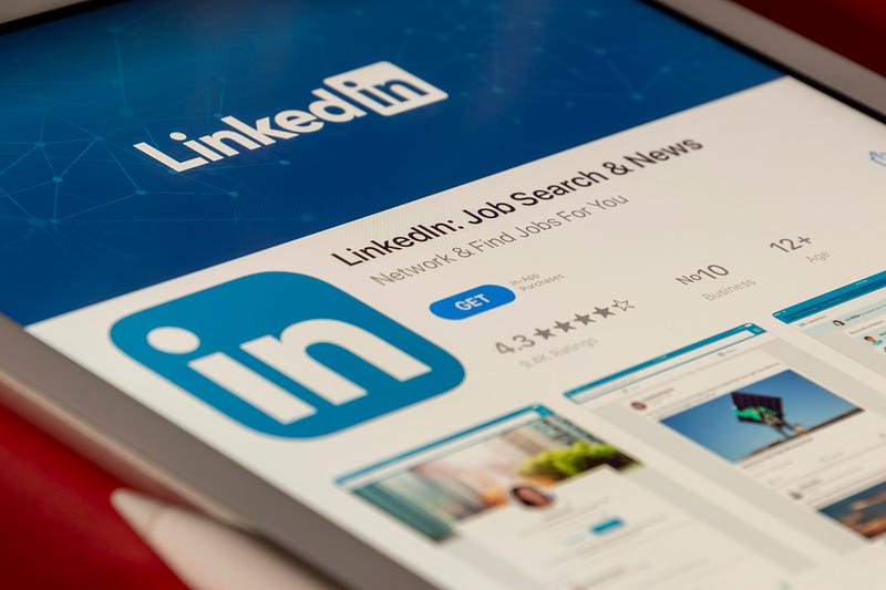 Building A Kickass LinkedIn Content Strategy: The Ultimate Guide