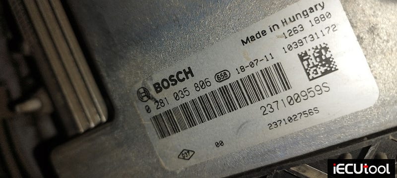 Foxflash Read and Write Renault Clio EDC17C84 ECU on Bench