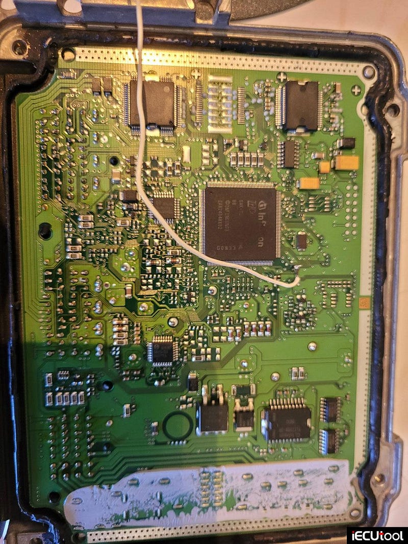 Foxflash Read and Write Peugeot MED17.4 ECU in Boot Mode