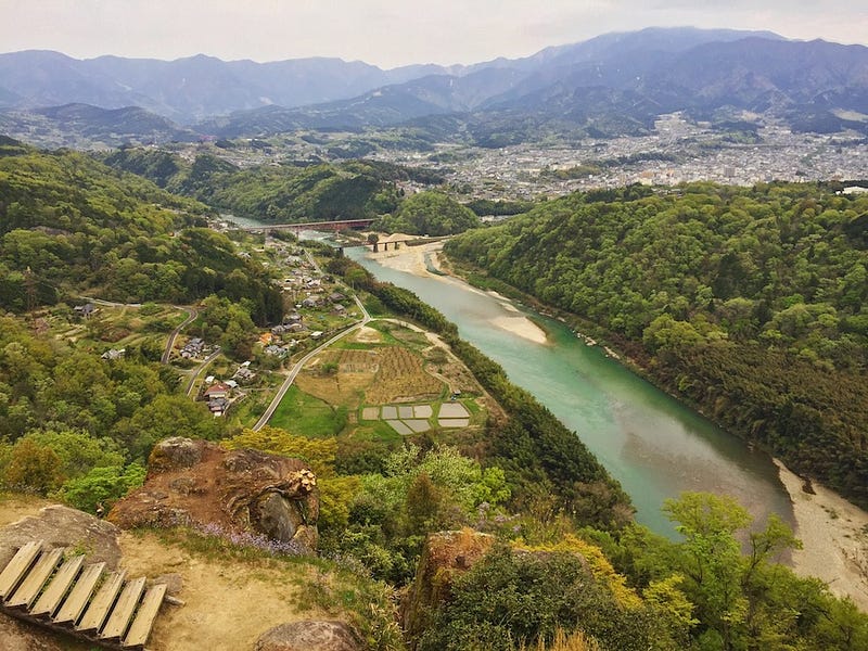 The view from the top of the Kiso Valley’s Naegi Castle Ruins
