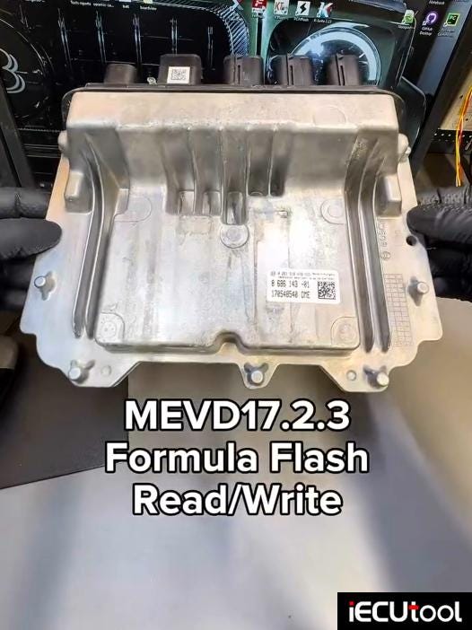 FormulaFlash Read BMW MEVD17.2.3 ECU on Bench