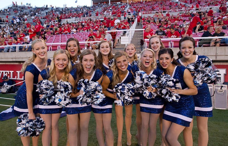 byu-cheerleaders.jpg