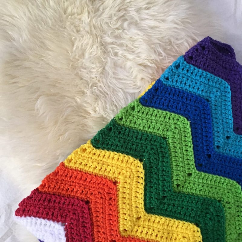 crochetrainbowchevron