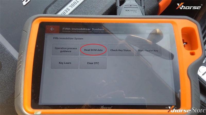 Xhorse VVDI Key Tool Plus AKL Programming for Audi A4 2013