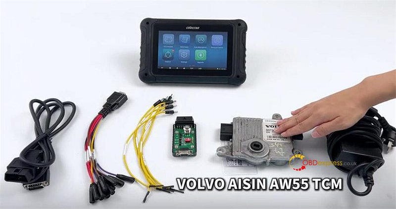 OBDSTAR DC706 で Volvo AISIN AW55 TCM をクローンする方法