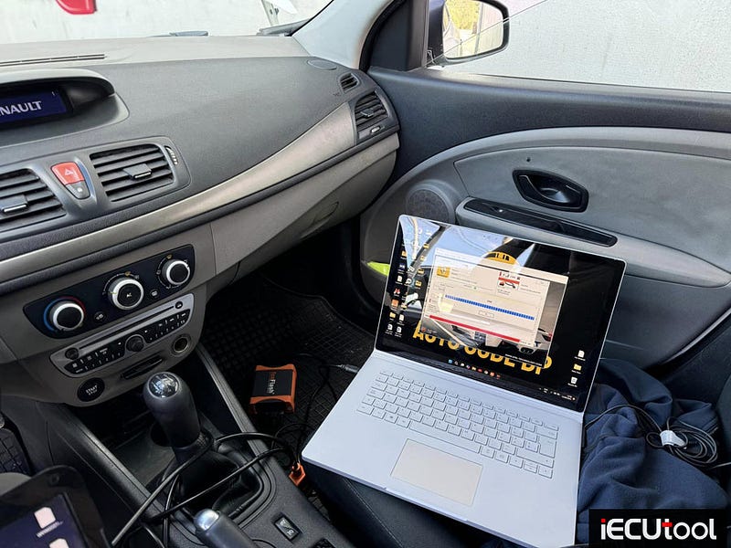 Foxflash Read and Write Renault DCM3.5 via OBD