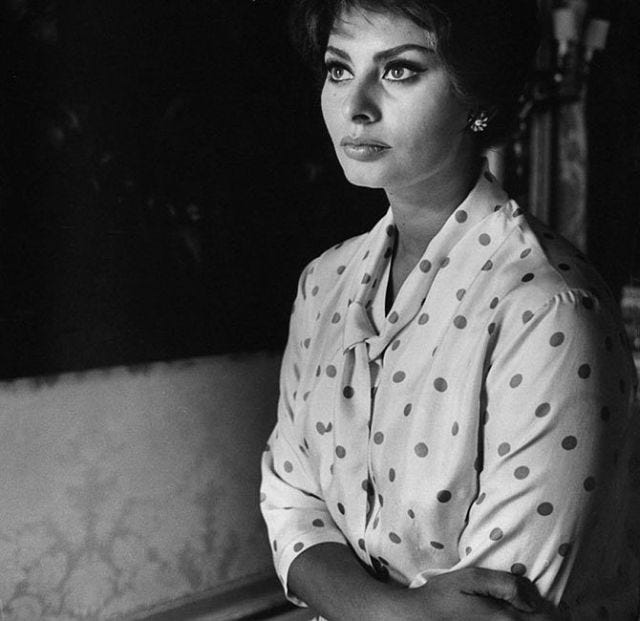 Sophia Loren photographed in 1961 by Alfred Eisenstaedt (Eisie)