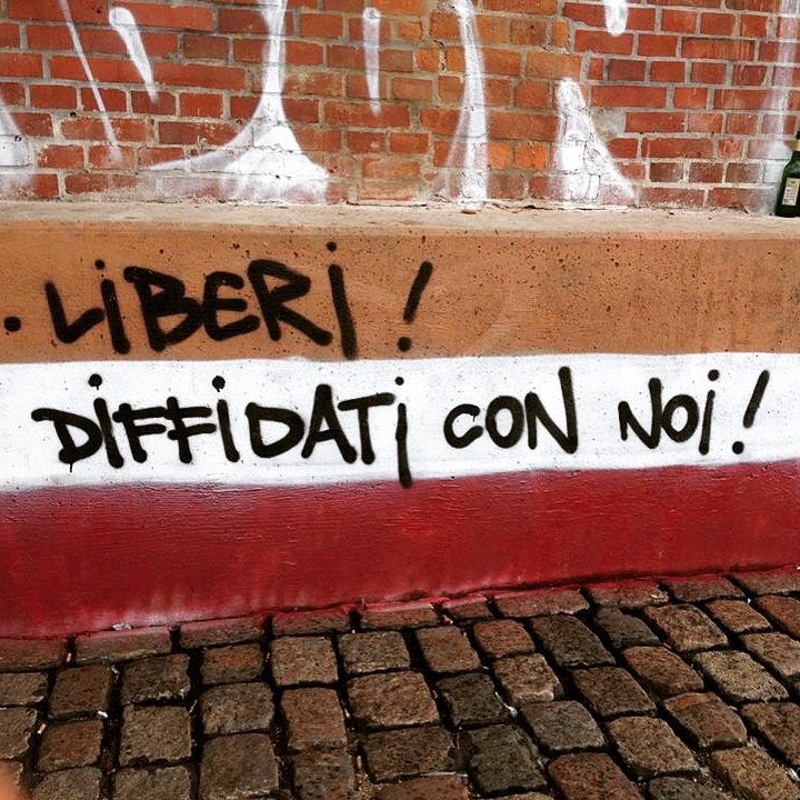 Liberi!<br>Diffidati con noi @fcstpauli