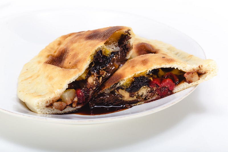 _50B9400-Chocolate Calzone