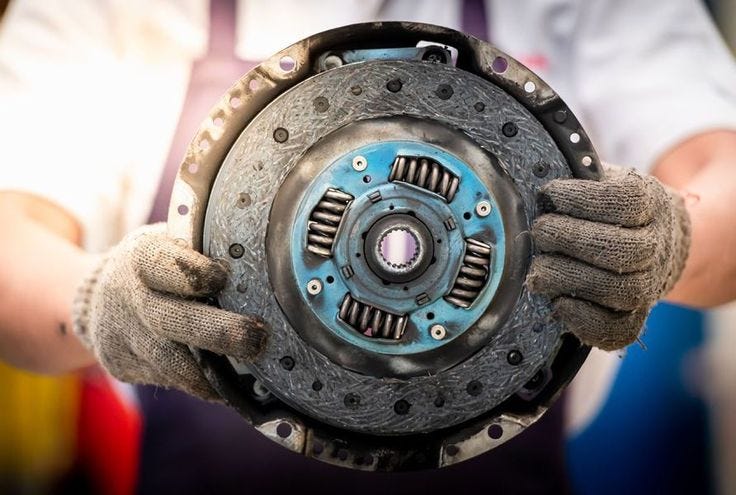 https://www.smautoservice.co.uk/clutch-repair-replacement-trowbridge-uk/