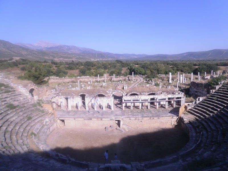 Milet Antik Tiyatrosu