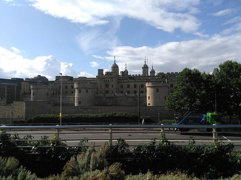 Londra Seyahat Rehberi - Londra Kalesi