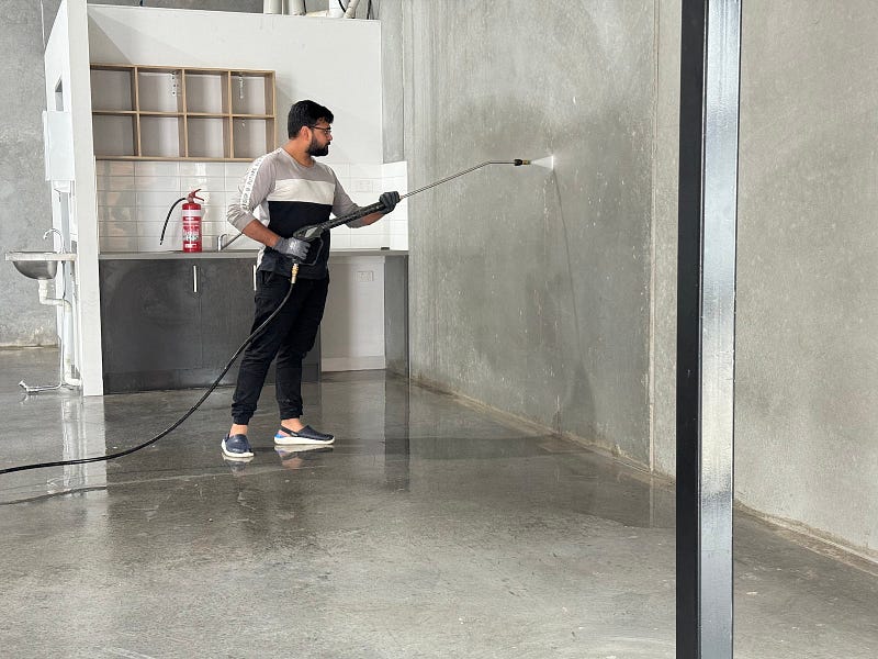 Long-lasting cleanliness with pressure cleaning 