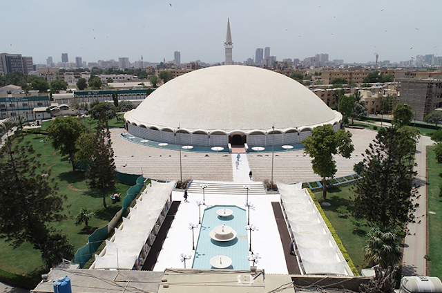 KARACHI - CITY OF LIGHTS