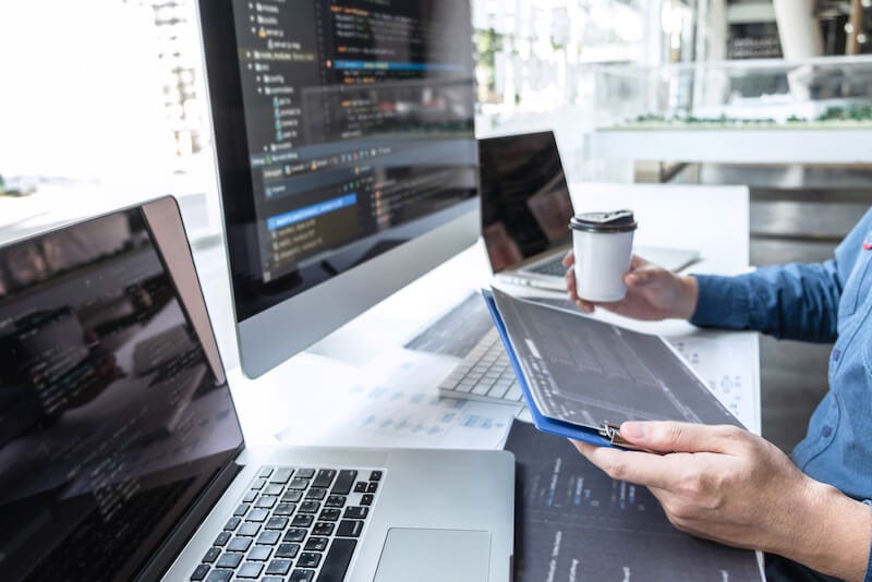 Designing Mobile Apps for the IoT Era: What 2025 Demands