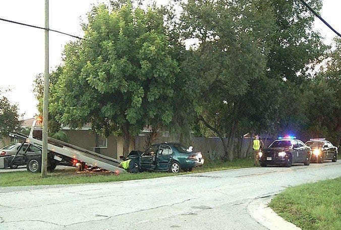 #Largo man attacked by bees after traffic crash Thursday morning