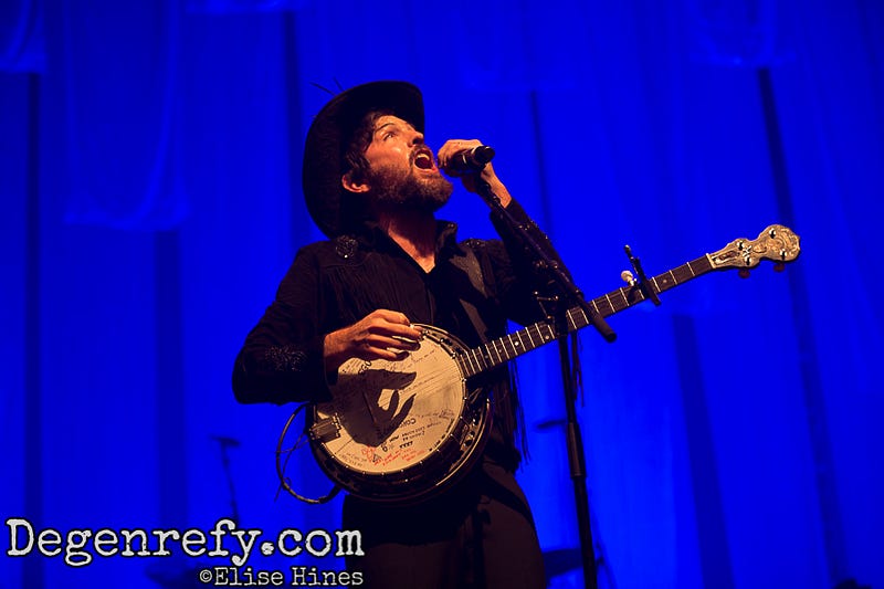 avett brothers love and hate