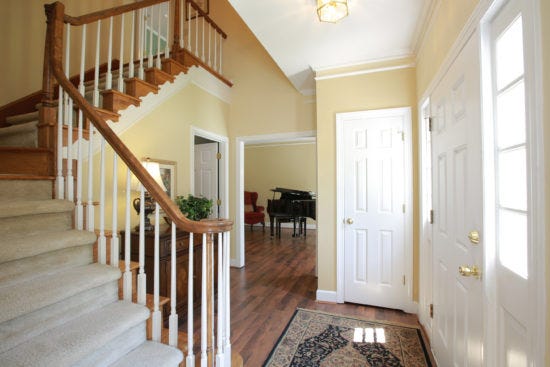 Foyer Lawrenceville