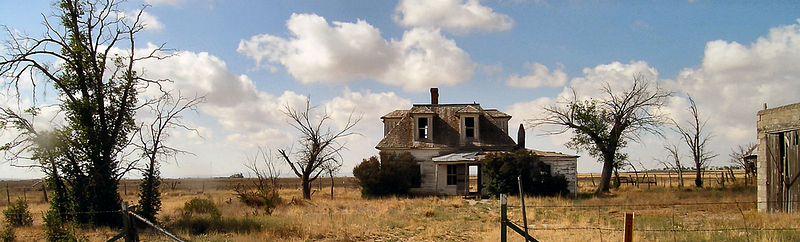 Abandoned House along the highway in New Mexico