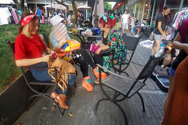 The appearance of women who love shopping does not change anywhere in
the world.