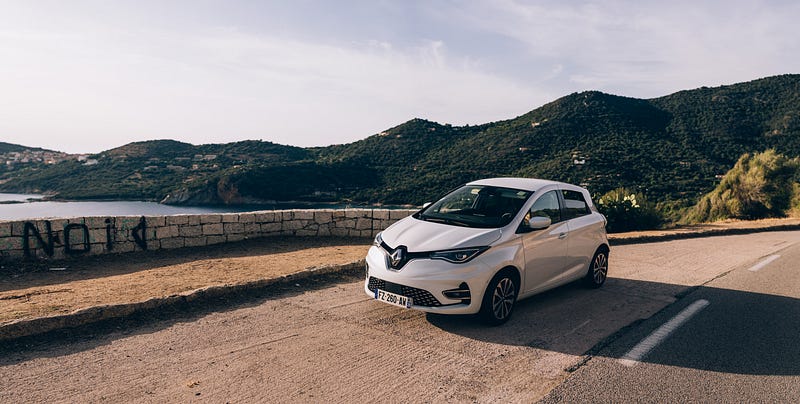 Vacances en Corse voiture électrique