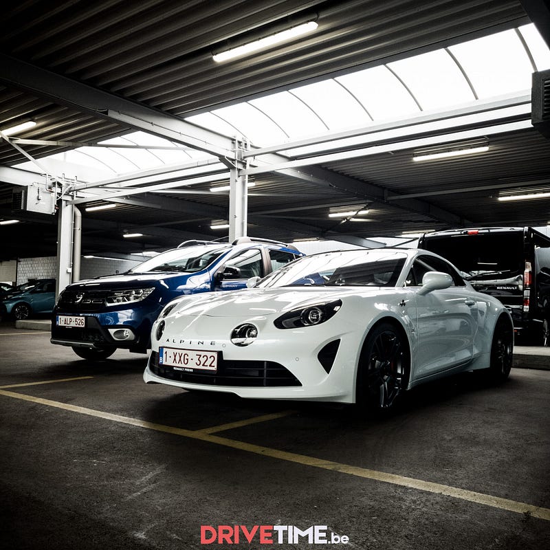 Alpine A110 hauteur de caisse garde au sol